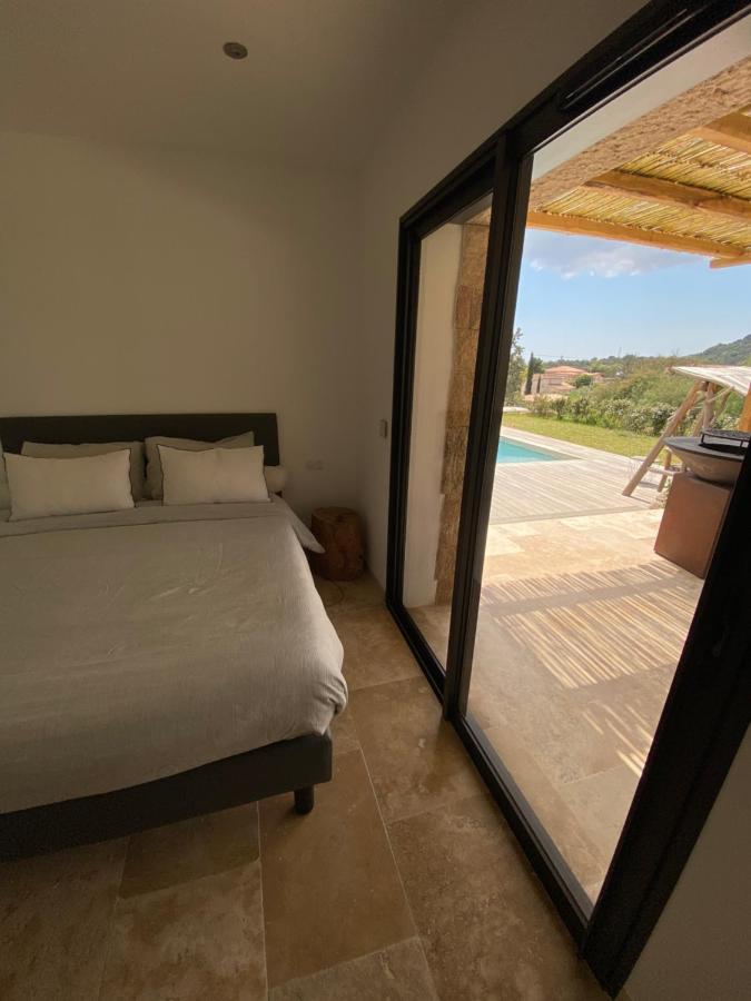 Villa de charme avec piscine à Ajaccio Alata Exterior foto